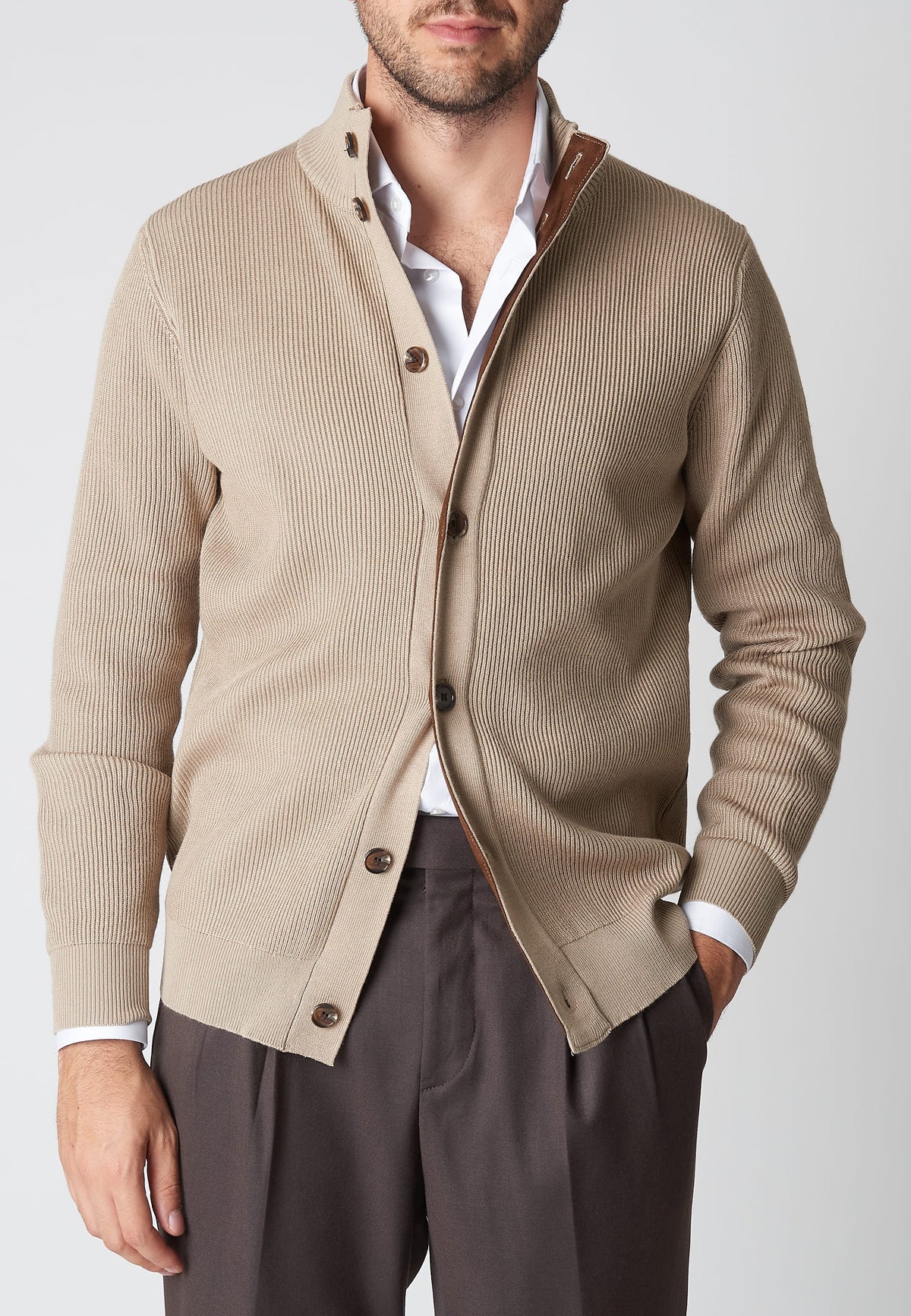 Cardigan con contrasto